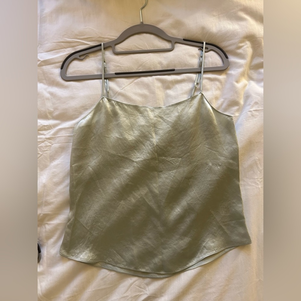 ❌SOLD ❌ NWOT Aritzia Babaton Green Satin Tank Top! Size XS!